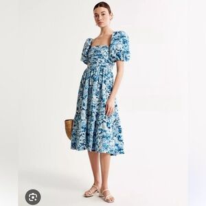 A&F Emerson midi dress in blue floral | size small